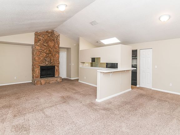3rd image of 1536 Landing Ln