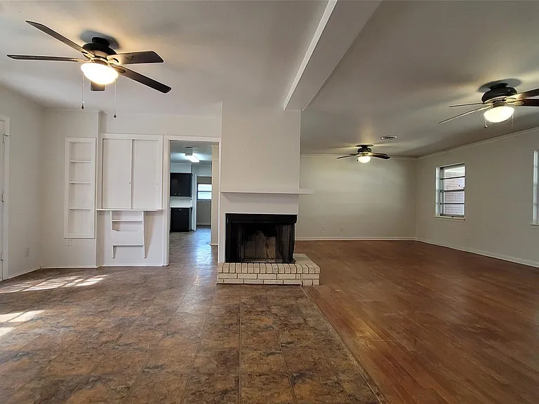 801 Rosewood Dr — Photo 5