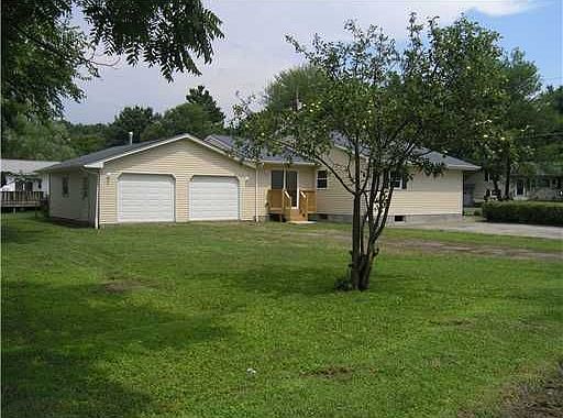 2nd image of 17 Willow Pl