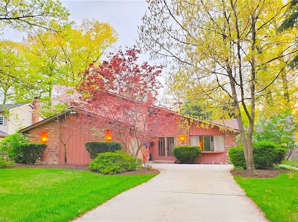 1st image of 3944 Deepwoods Way