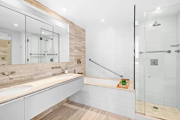 Rented by Compass | media 7