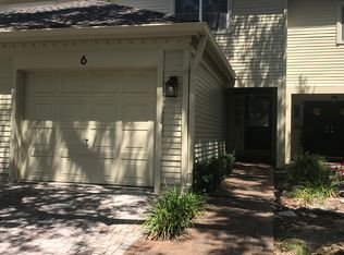 6 Pelican Pl, Belleair, FL 33756