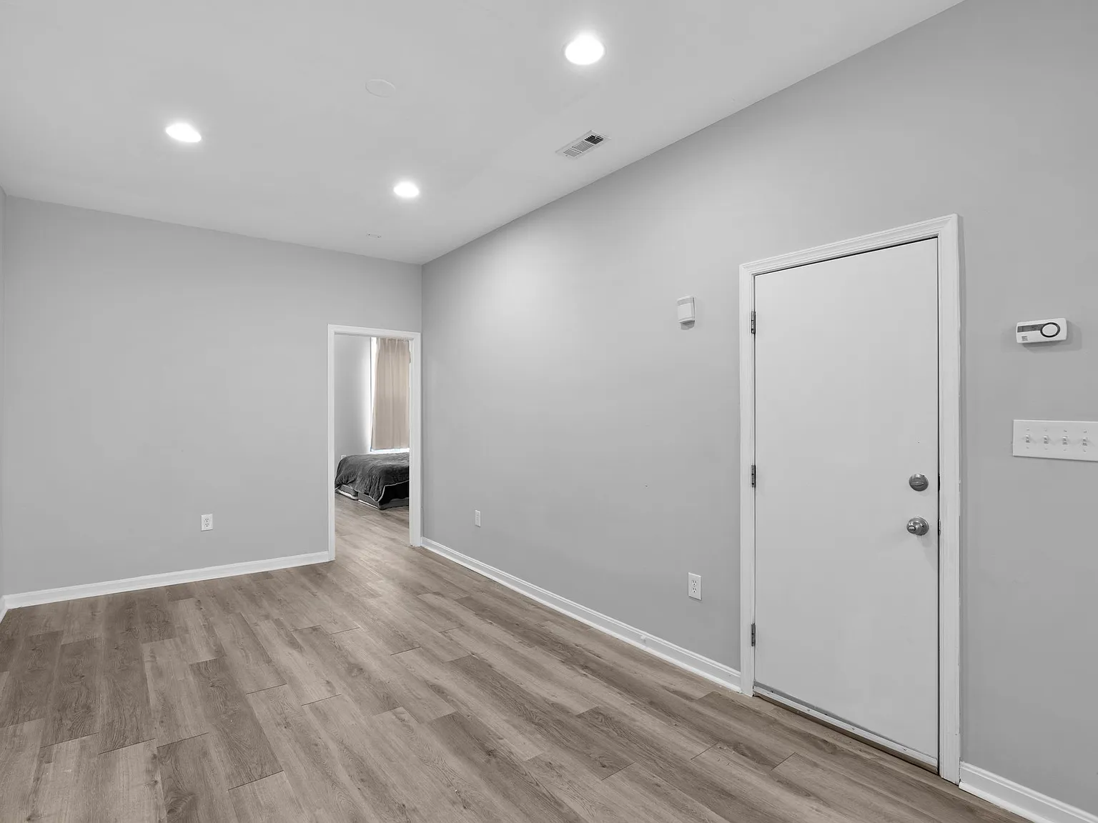1 bed, 808 sqft, $1,425 — Photo 4