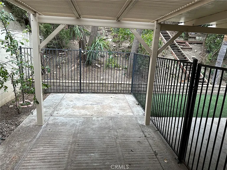 22518 Avenue San Luis — Photo 25