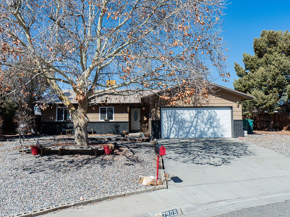 1st image of 2905 Northwood Dr