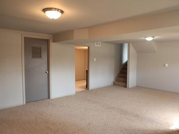 3rd image of 1320 W 63rd Ave