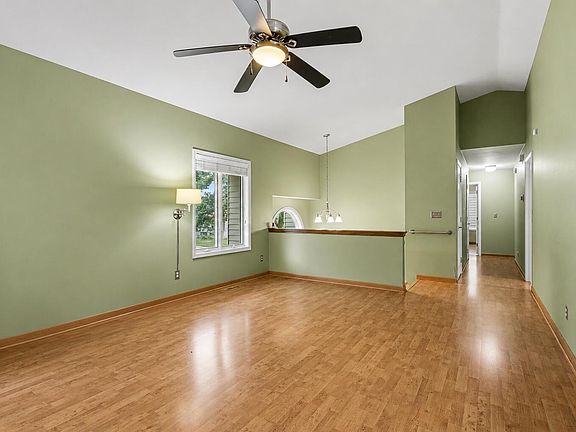 2nd image of 1964 Loganberry Ln