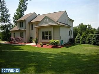 2nd image of 211 Pine Valley Dr
