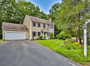 17 Robbe Farm Rd, Peterborough, NH 03458