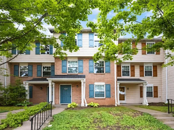 3244 Ward St, Pittsburgh, PA 15213