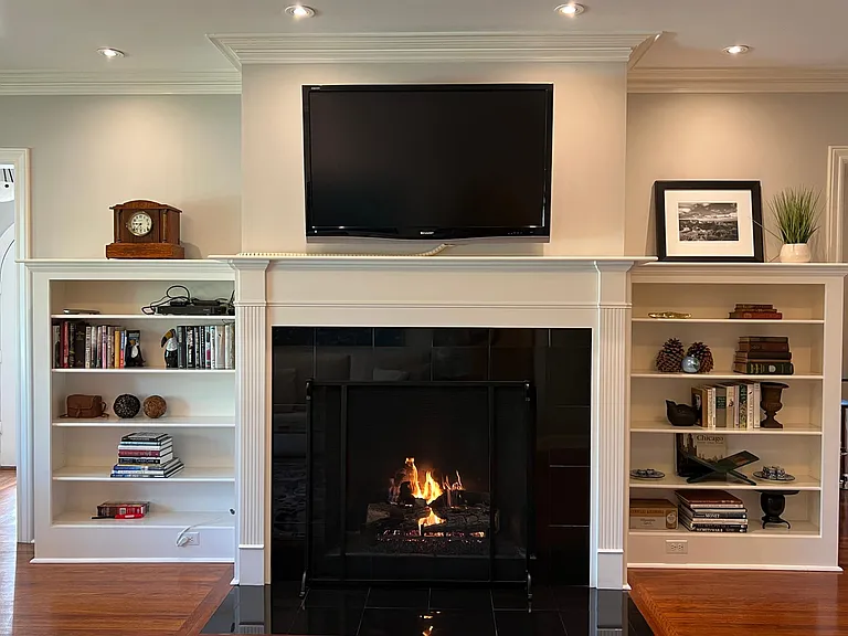 Gas fireplace