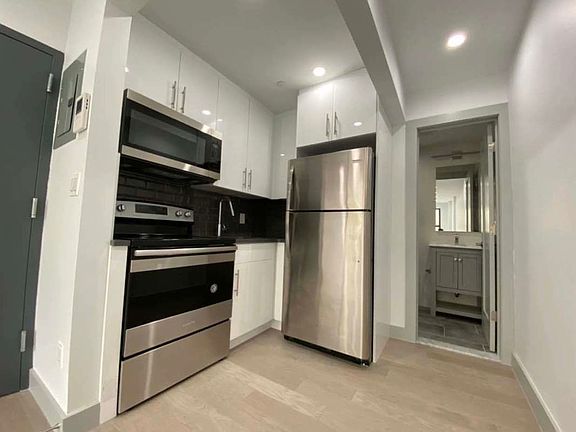 4th image of 141 Marcus Garvey Blvd #2B