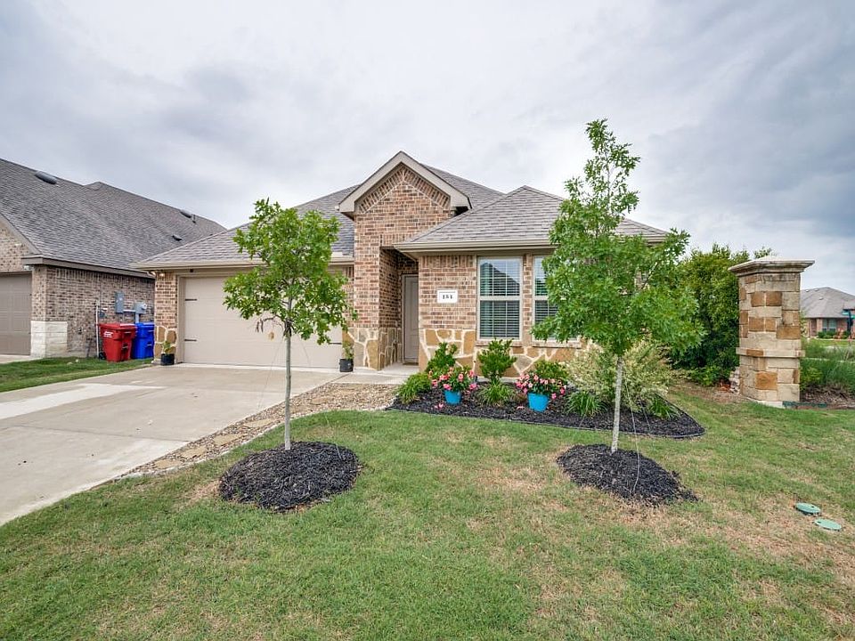 1st image of 154 Red Hickory Dr