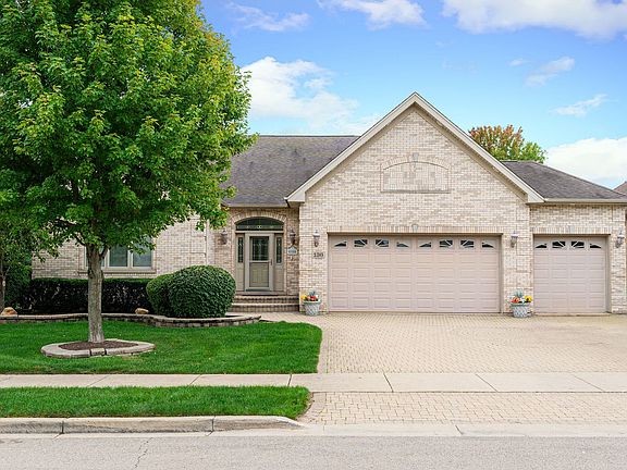 2nd image of 136 Rose Dr
