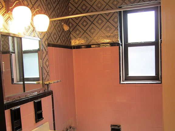 3rd image of 2511 Union St APT 5A