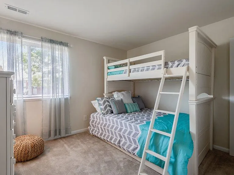 Charlesmont Apartment Homes — Photo 6