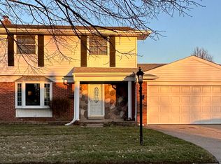 13599 Karl St, Southgate, MI 48195