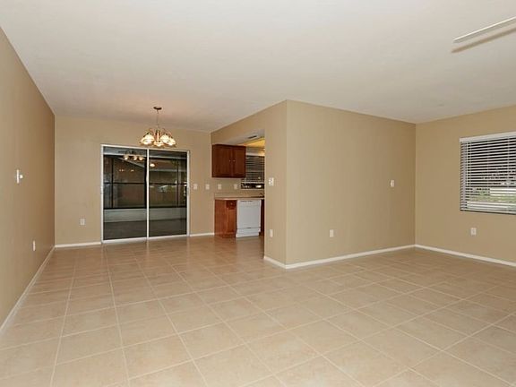 2nd image of 5543 Duncanwood Pl