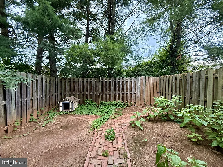 17 Tall Oaks Ct — Photo 20