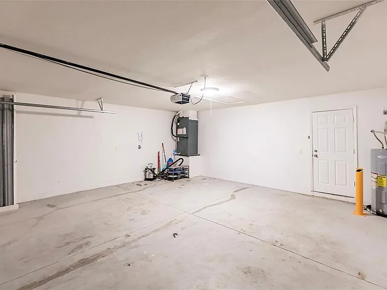 3036 Abbington St — Photo 48