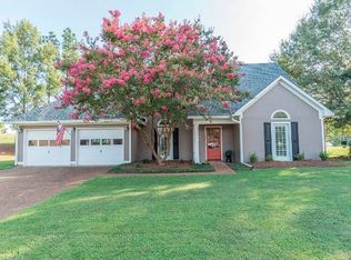 300 Fairfield Dr, Starkville, MS 39759