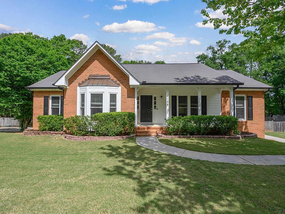 1st image of 4108 Heritage Oaks Cir