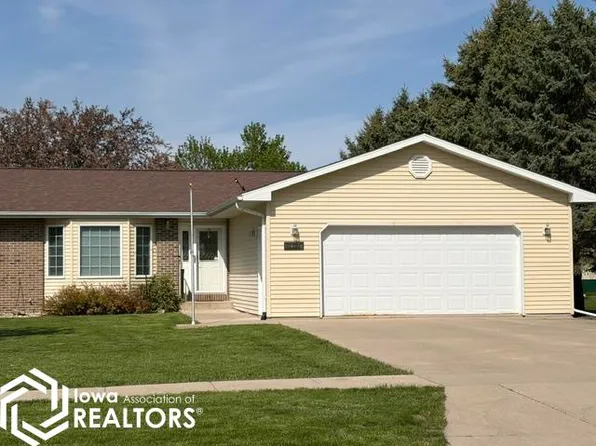 1617 N 8th St, Clear Lake, IA 50428