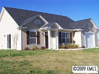 5th image of 1318 Laurel Woods Dr