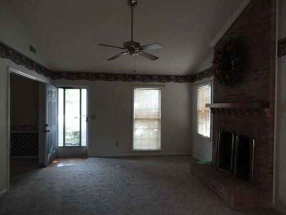 2nd image of 101 Mill Pond Ct