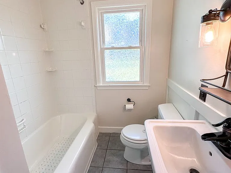 2610 Albert Dr SE — Photo 12