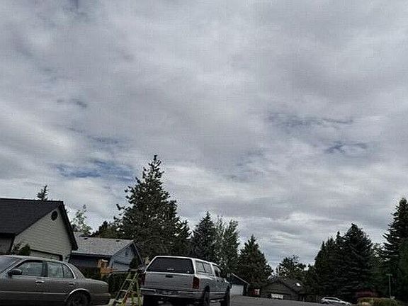 5th image of 547 NE Soaring Ct