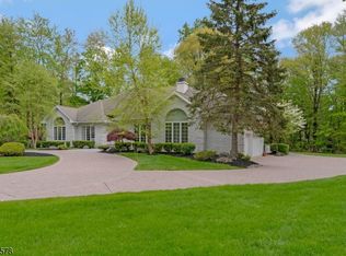 5 White Buck Run, Warren, NJ 07059