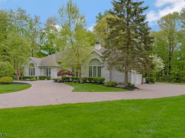 5 White Buck Run, Warren Twp., NJ 07059