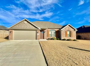 1739 Charismatic Dr, Prairie Grove, AR 72753