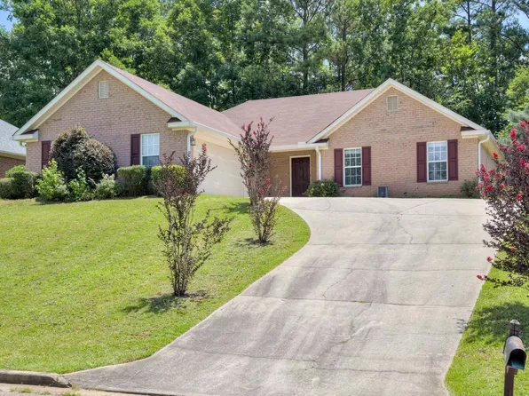 4557 Country Glen Cir, Grovetown, GA 30813