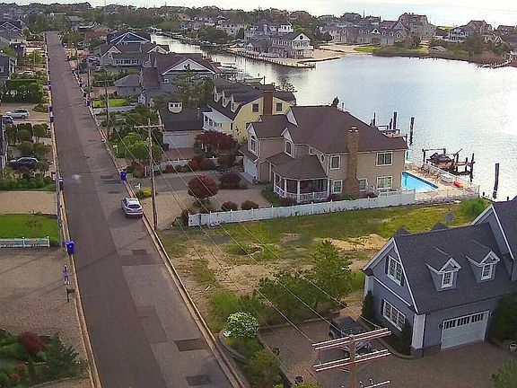 3rd image of 144 Squan Beach Dr