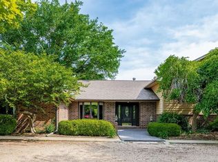 148 E 40th Ave N, Wellington, KS 67152