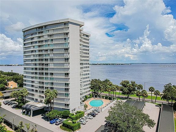2nd image of 2611 Bayshore Blvd APT 105