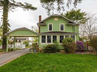 1310 Potter Blvd, Bay Shore, NY 11706