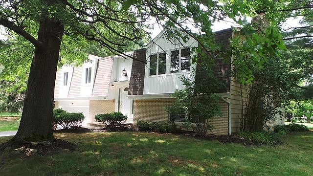 1st image of 8848 Stonehenge Dr NW