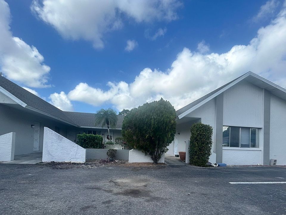 1st image of 202 SE 24th Ave #2