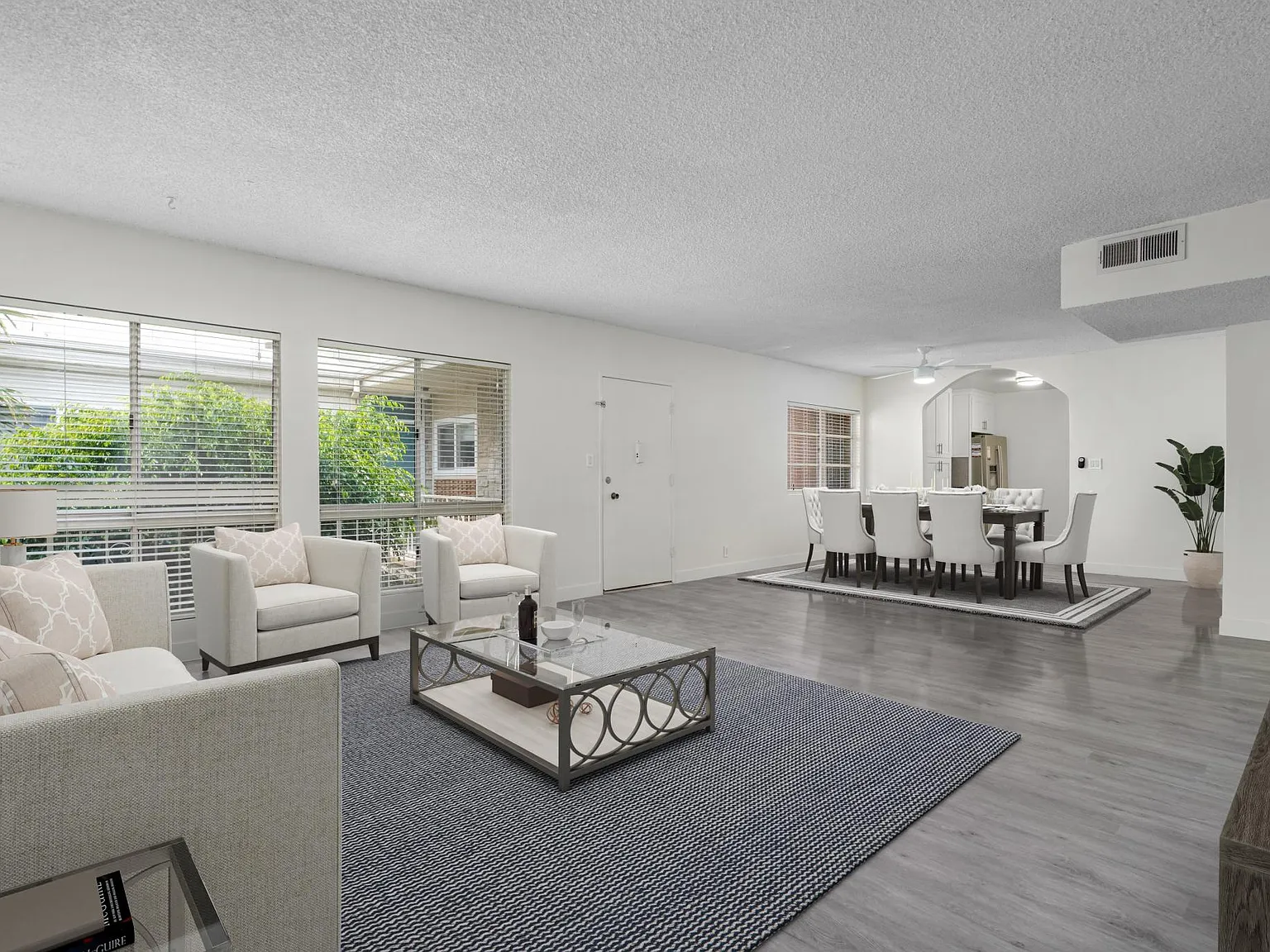 5250 Zelzah Ave — Photo 1