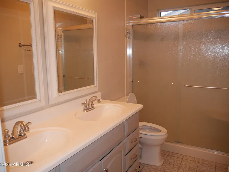 1201 W Loughlin Dr — Photo 13