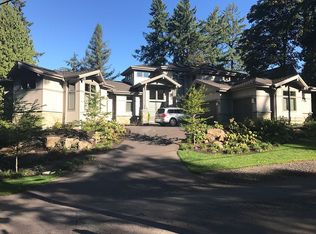 1075 Lake Front Rd, Lake Oswego, OR 97034