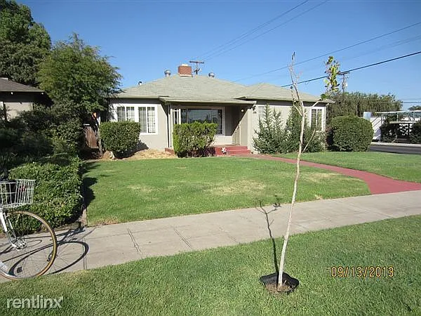1595 N Vagedes Ave photo 1