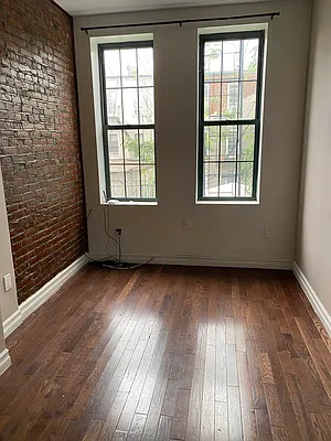 Rented by Hagstrom Management Inc | media 7