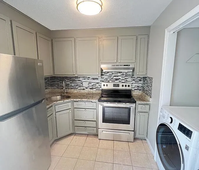 57 Union St #1 — Photo 1