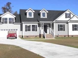 130 Creekside Dr, Moyock, NC 27958