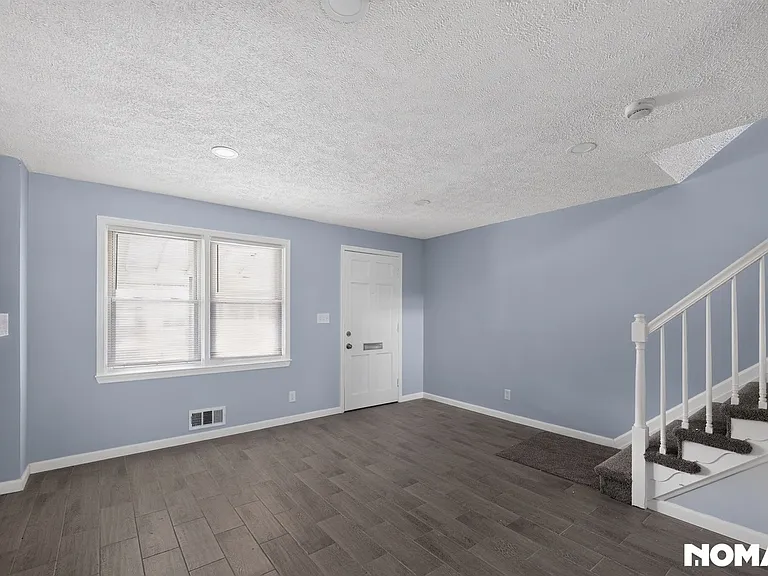 2229 Redthorn Rd — Photo 11