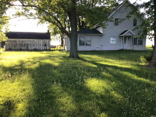 2100 S 325 E, Winamac, IN 46996